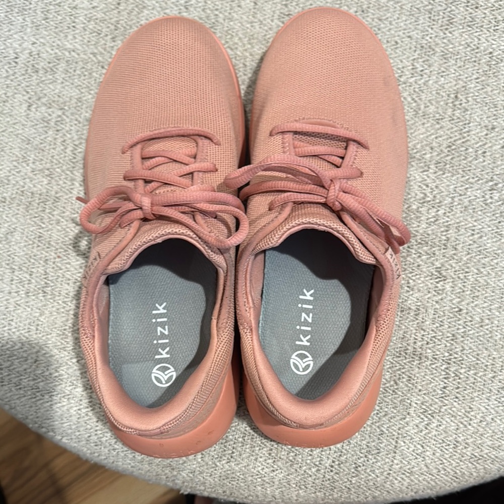 Kizik hands free on and off sneakers.  Madrid Eco Knit style.  Super comfy.